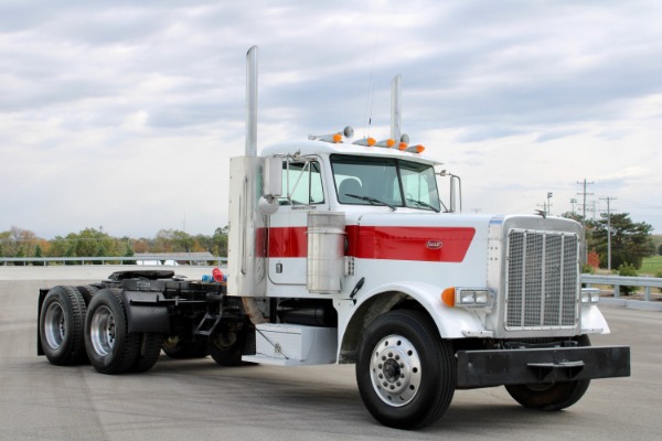 Used 1997 Peterbilt 379 Day Cab - CAT 3406 - 15 Speed Manual for sale Sold at Chicago Motor Cars in West Chicago IL 60185 3