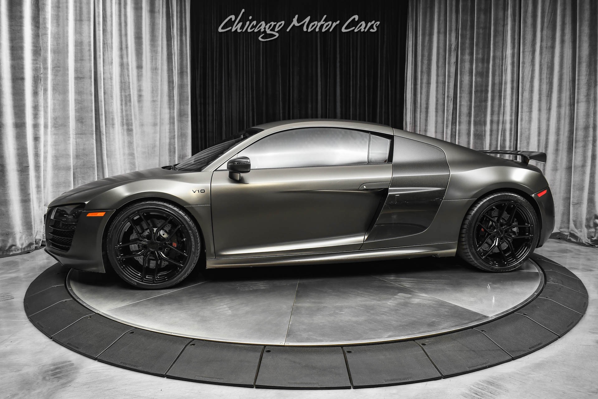 Used 2014 Audi R8 5.2L V10 Coupe DCT Trans! FabSpeed Exhaust! RECENTLY SERVICED! for sale Sold at Chicago Motor Cars in West Chicago IL 60185 1
