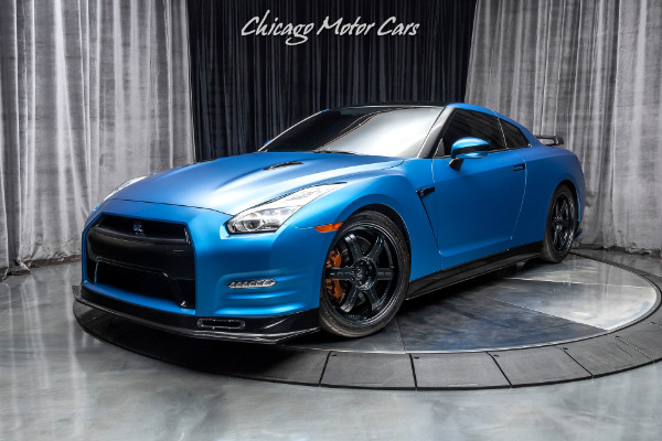 Used 2015 Nissan GT-R Black Edition Coupe 100% STOCK ENGINE & TRANS! CARBON FIBER! for sale Sold at Chicago Motor Cars in West Chicago IL 60185 2
