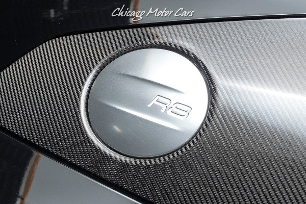 Used-2020-Audi-R8-52-quattro-V10-performance-Carbon-Fiber-LOADED-ONLY-1K-MILES