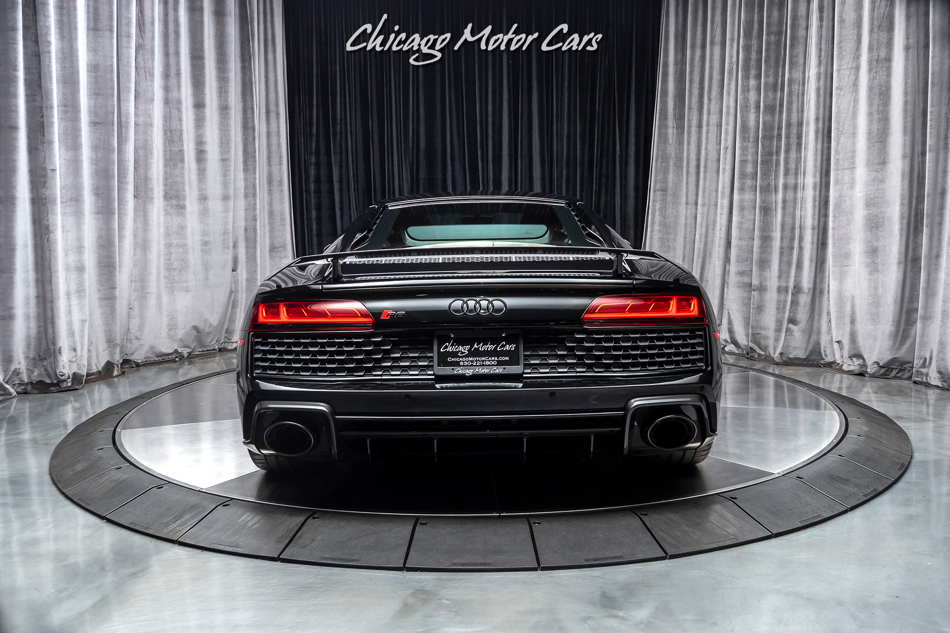 Used-2020-Audi-R8-52-quattro-V10-performance-Carbon-Fiber-LOADED-ONLY-1K-MILES