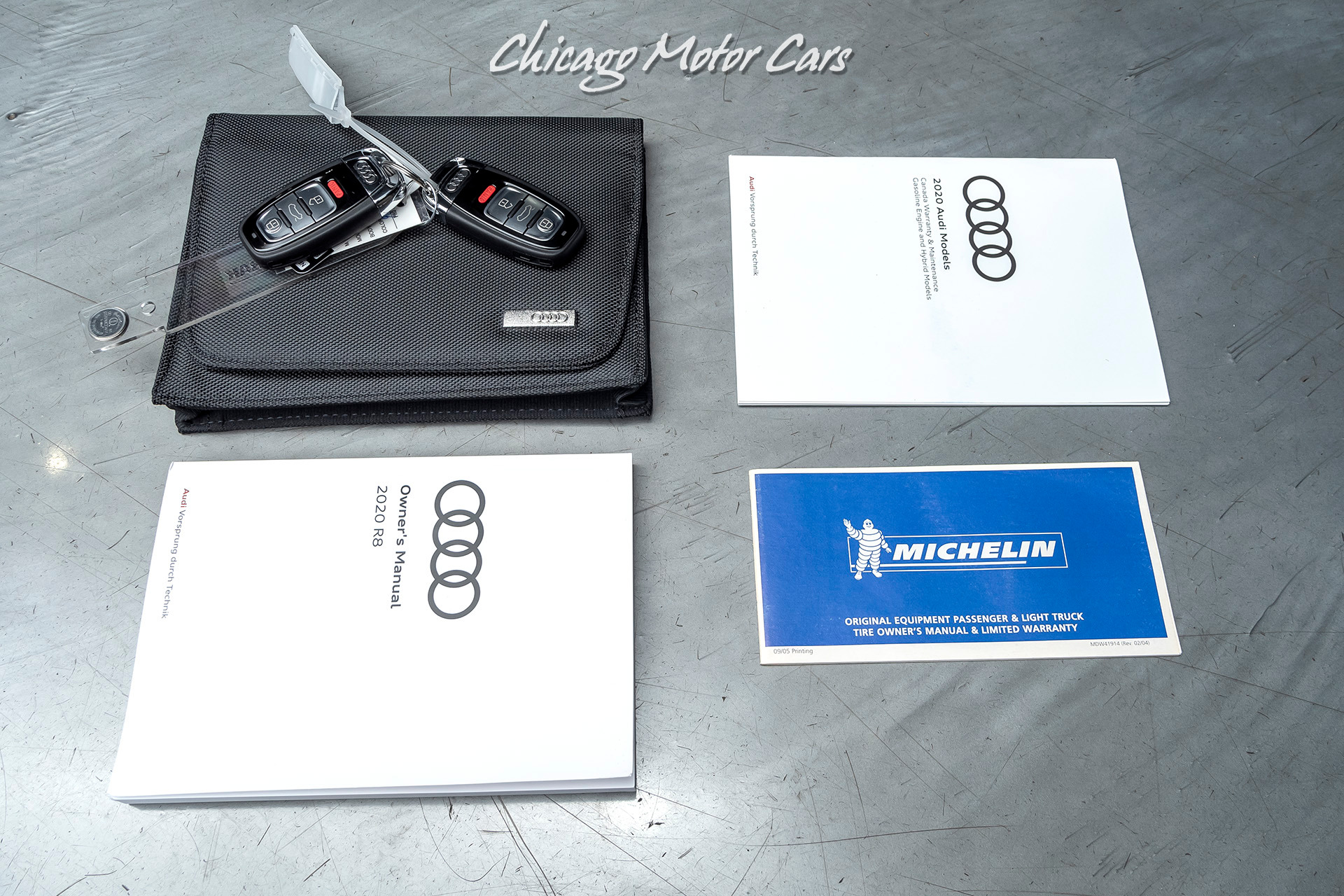 Used-2020-Audi-R8-52-quattro-V10-performance-Carbon-Fiber-LOADED-ONLY-1K-MILES