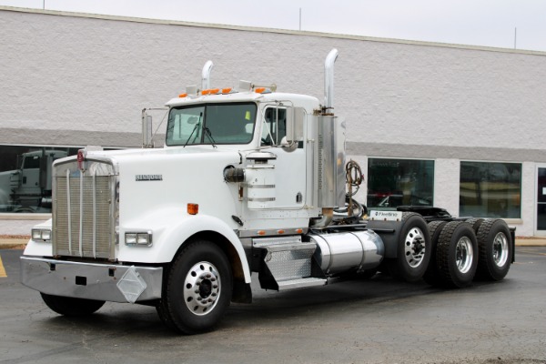 Used-2005-Kenworth-W900B-Tri-Axle-Day-Cab---Cummins-ISX---STEERABLE-3RD-AXLE