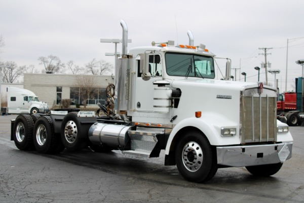 Used-2005-Kenworth-W900B-Tri-Axle-Day-Cab---Cummins-ISX---STEERABLE-3RD-AXLE