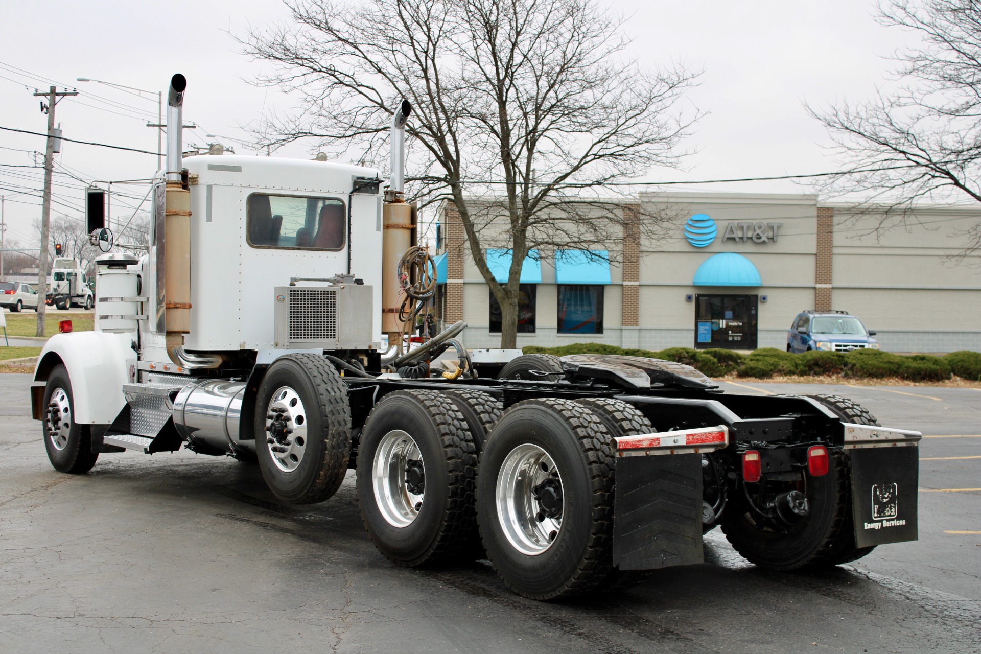 Used-2005-Kenworth-W900B-Tri-Axle-Day-Cab---Cummins-ISX---STEERABLE-3RD-AXLE