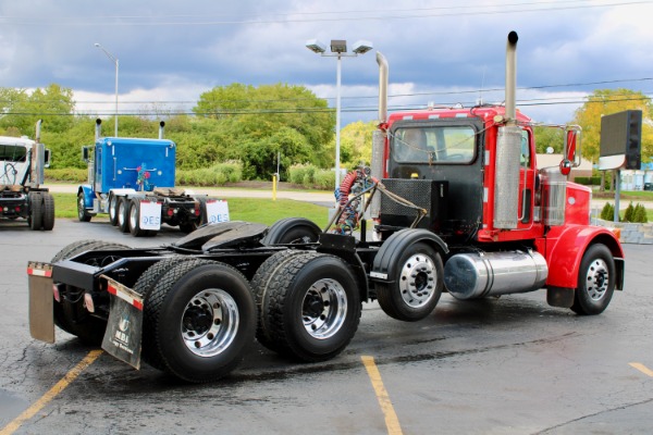 Used 2007 Peterbilt 378 Day Cab with Steerable Tri-Axle - Cat C13 for sale Sold at Chicago Motor Cars in West Chicago IL 60185 5