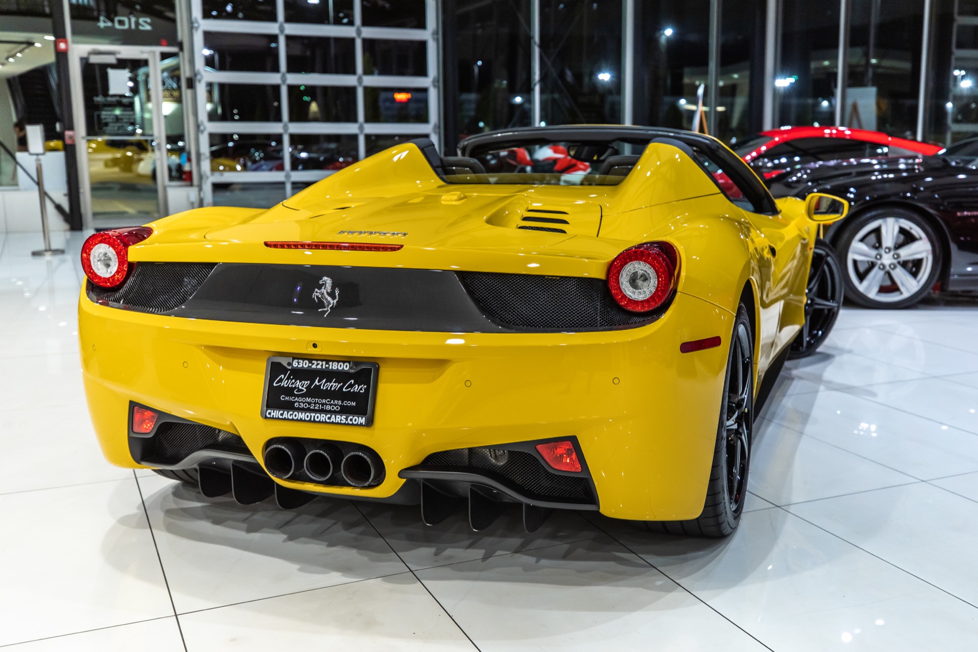 Used-2013-Ferrari-458-Spider---Original-MSRP-333k-Loaded-CARBON-FIBER-RACING-PACKAGE