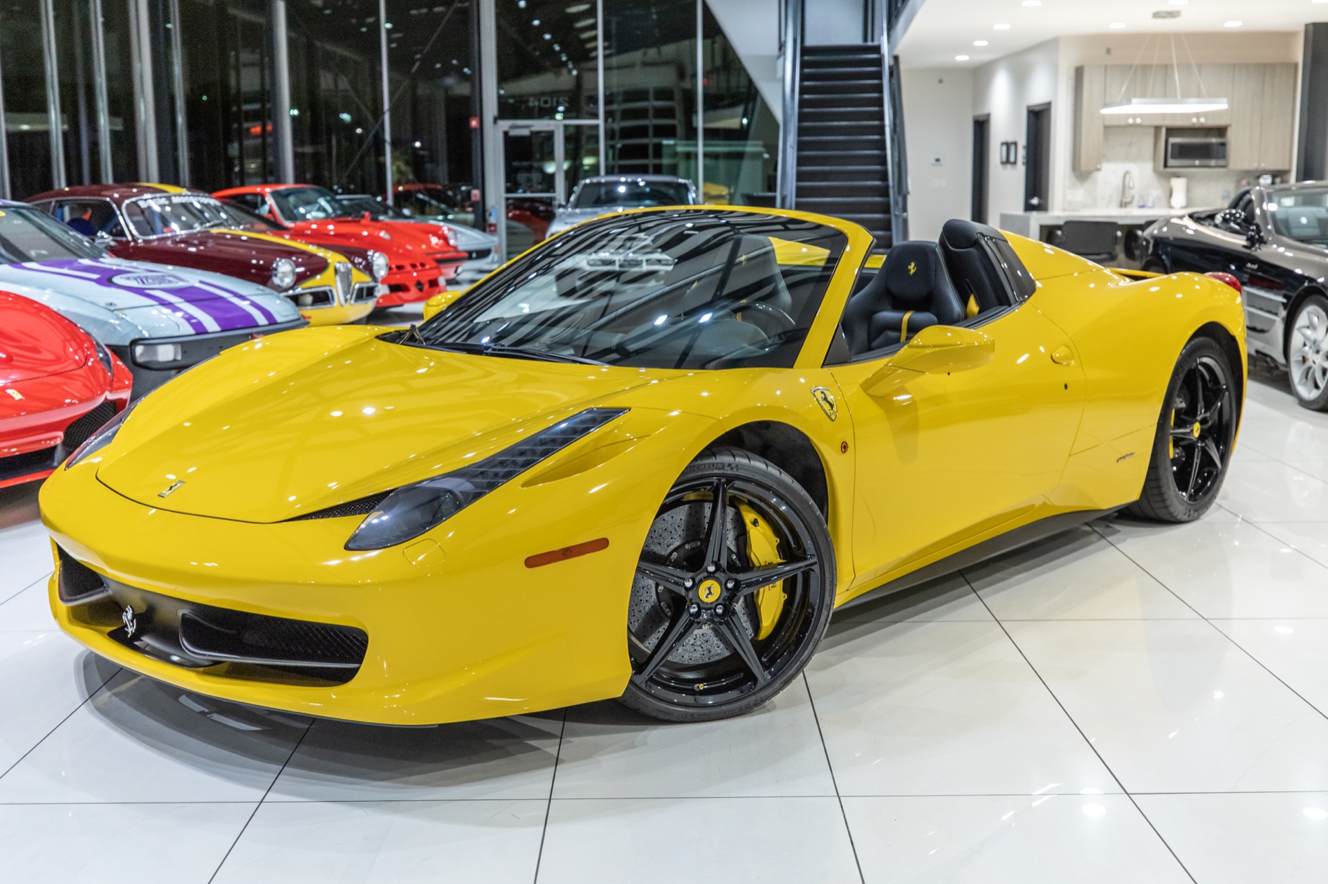 Used-2013-Ferrari-458-Spider---Original-MSRP-333k-Loaded-CARBON-FIBER-RACING-PACKAGE