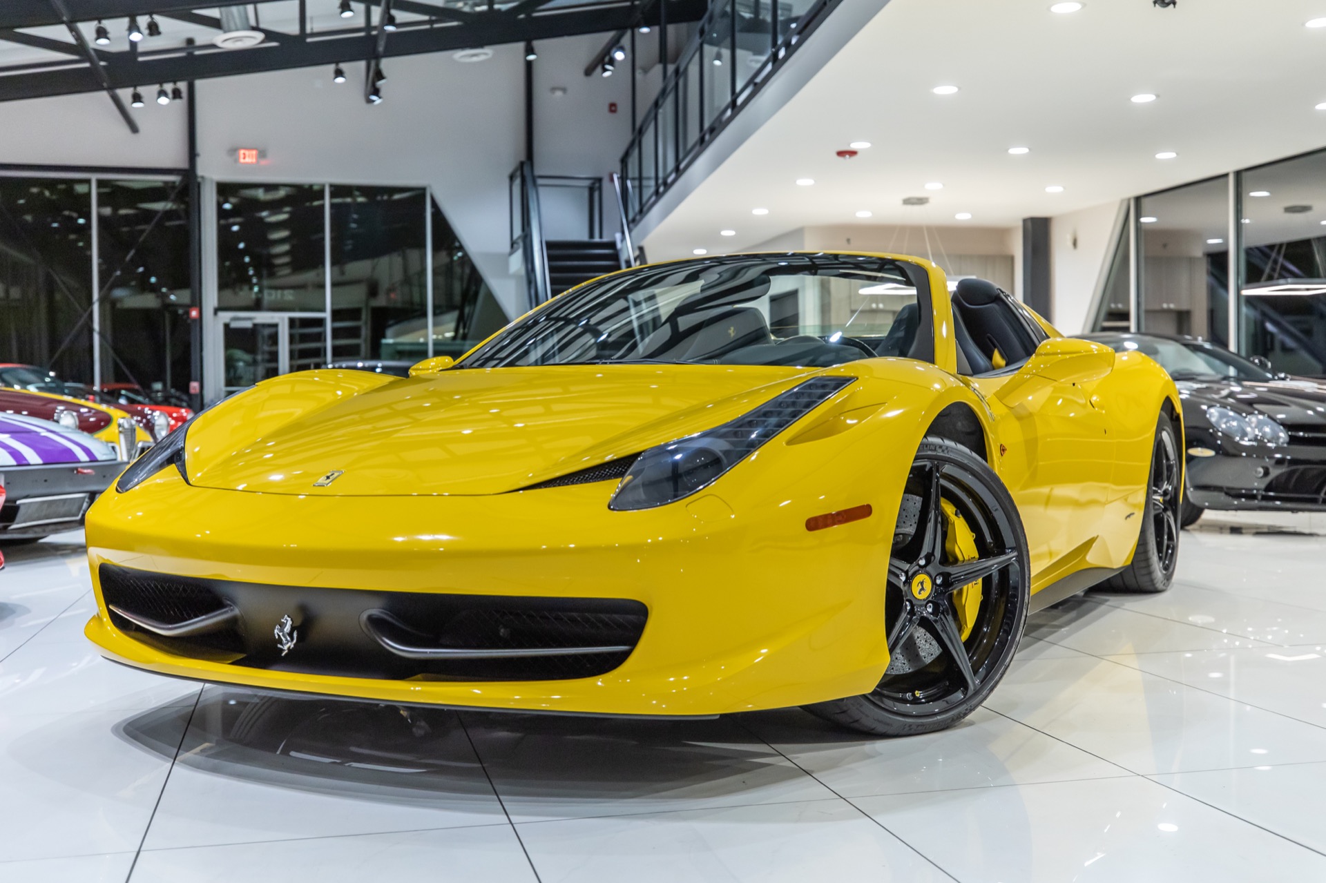 Used-2013-Ferrari-458-Spider---Original-MSRP-333k-Loaded-CARBON-FIBER-RACING-PACKAGE