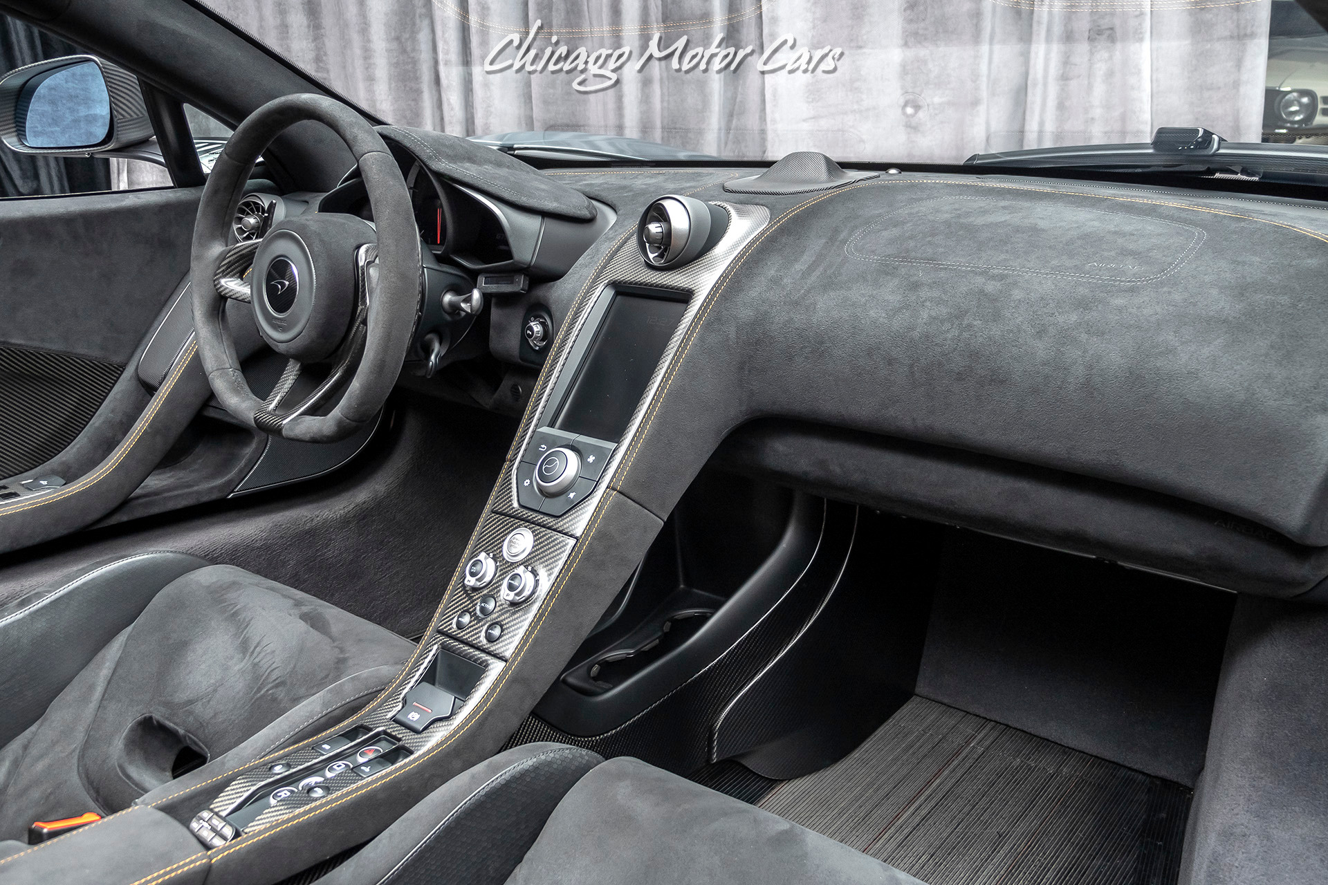 Used 16 Mclaren 675lt Spider Carbon Exterior Upgrade Pack Low Miles Mclaren Special Chicane Grey Paint For Sale Special Pricing Chicago Motor Cars Stock a