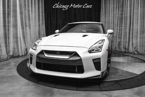 Used-2017-Nissan-GT-R-Premium-Coupe-840WHP-RARE-COLOR-COMBO