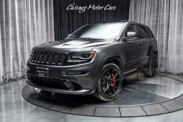 Used 2016 Jeep Grand Cherokee SRT AWD SUV - SRT HIGH-PERFORMANCE AUDIO! PANORAMIC SUNROOF! for sale Sold at Chicago Motor Cars in West Chicago IL 60185 2