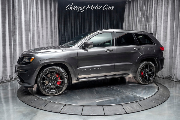 Used 2016 Jeep Grand Cherokee SRT AWD SUV - SRT HIGH-PERFORMANCE AUDIO! PANORAMIC SUNROOF! for sale Sold at Chicago Motor Cars in West Chicago IL 60185 1