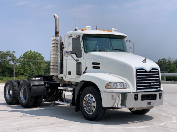 Used 2008 Mack CXU 613 Day Cab - Mack MP8 - 8 Speed - VERY CLEAN! for sale Sold at Chicago Motor Cars in West Chicago IL 60185 3