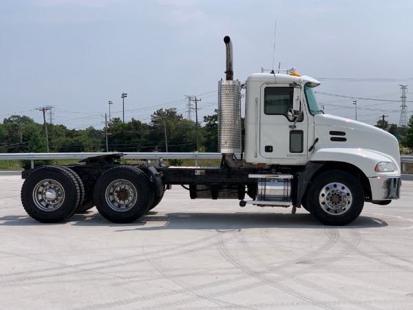 Used-2008-Mack-CXU-613-Day-Cab---Mack-MP8---8-Speed---VERY-CLEAN