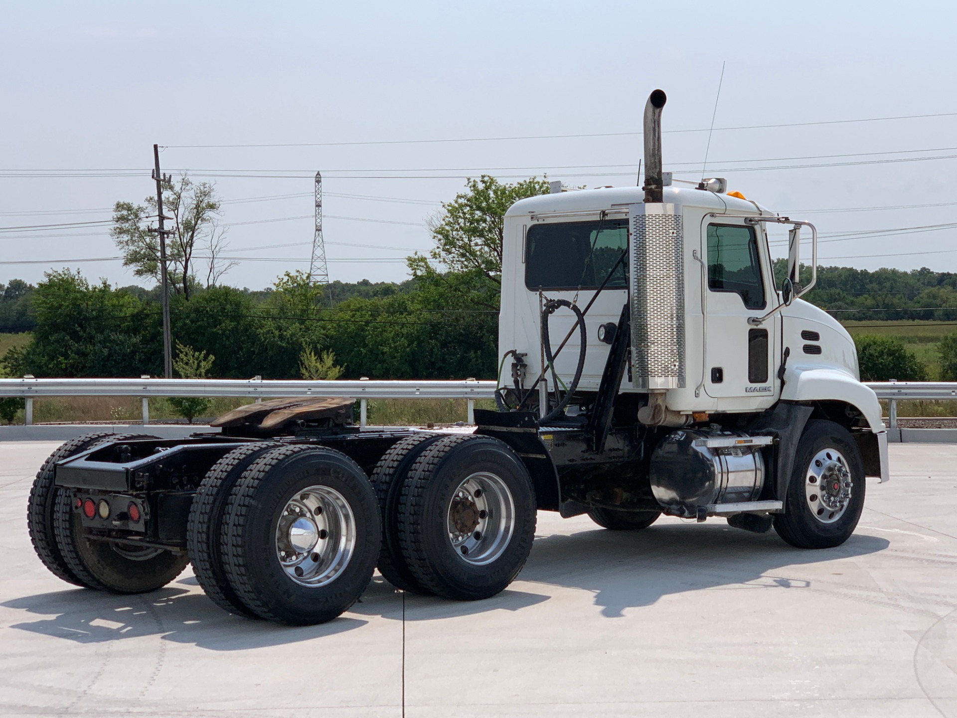 Used-2008-Mack-CXU-613-Day-Cab---Mack-MP8---8-Speed---VERY-CLEAN