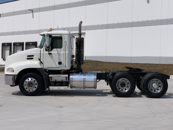 Used-2008-Mack-CXU-613-Day-Cab---Mack-MP8---8-Speed---VERY-CLEAN