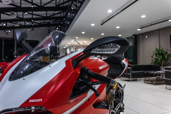 Used-2018-DUCATI-959-PANIGALE-CORSE-SUPERBIKE-ONLY-1382-MILES-ONE-OWNER