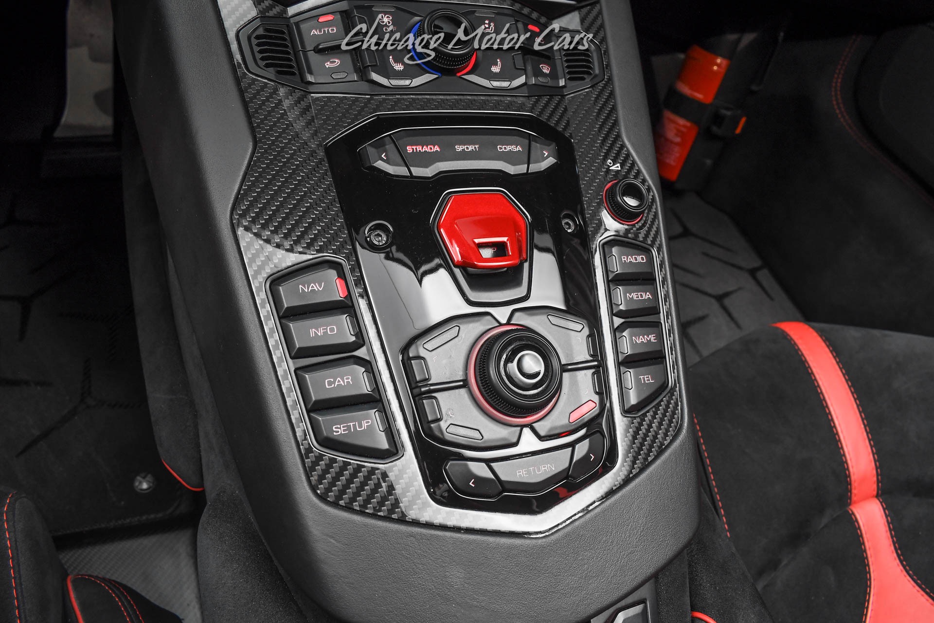 2016 Lamborghini Aventador Superveloce - Photo 17