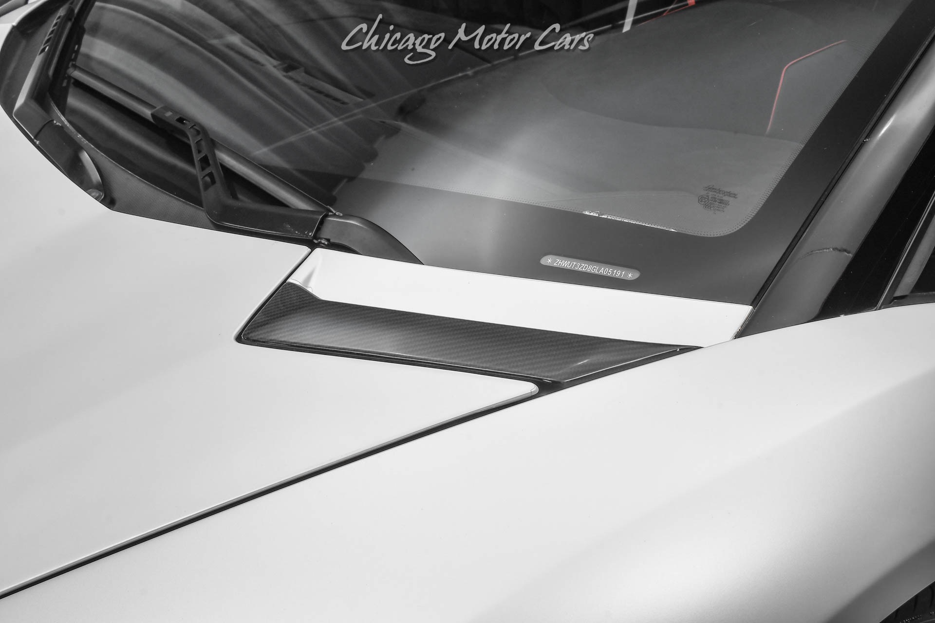 2016 LAMBORGHINI AVENTADOR - Image 32