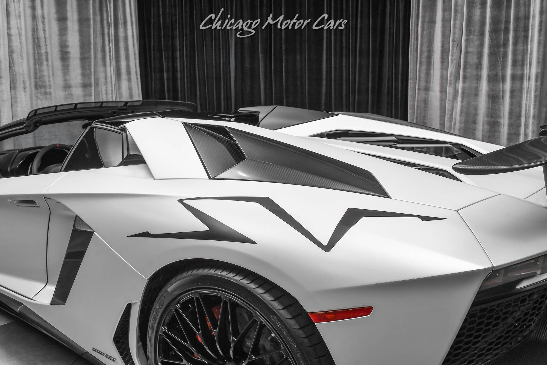 2016 LAMBORGHINI AVENTADOR - Image 37