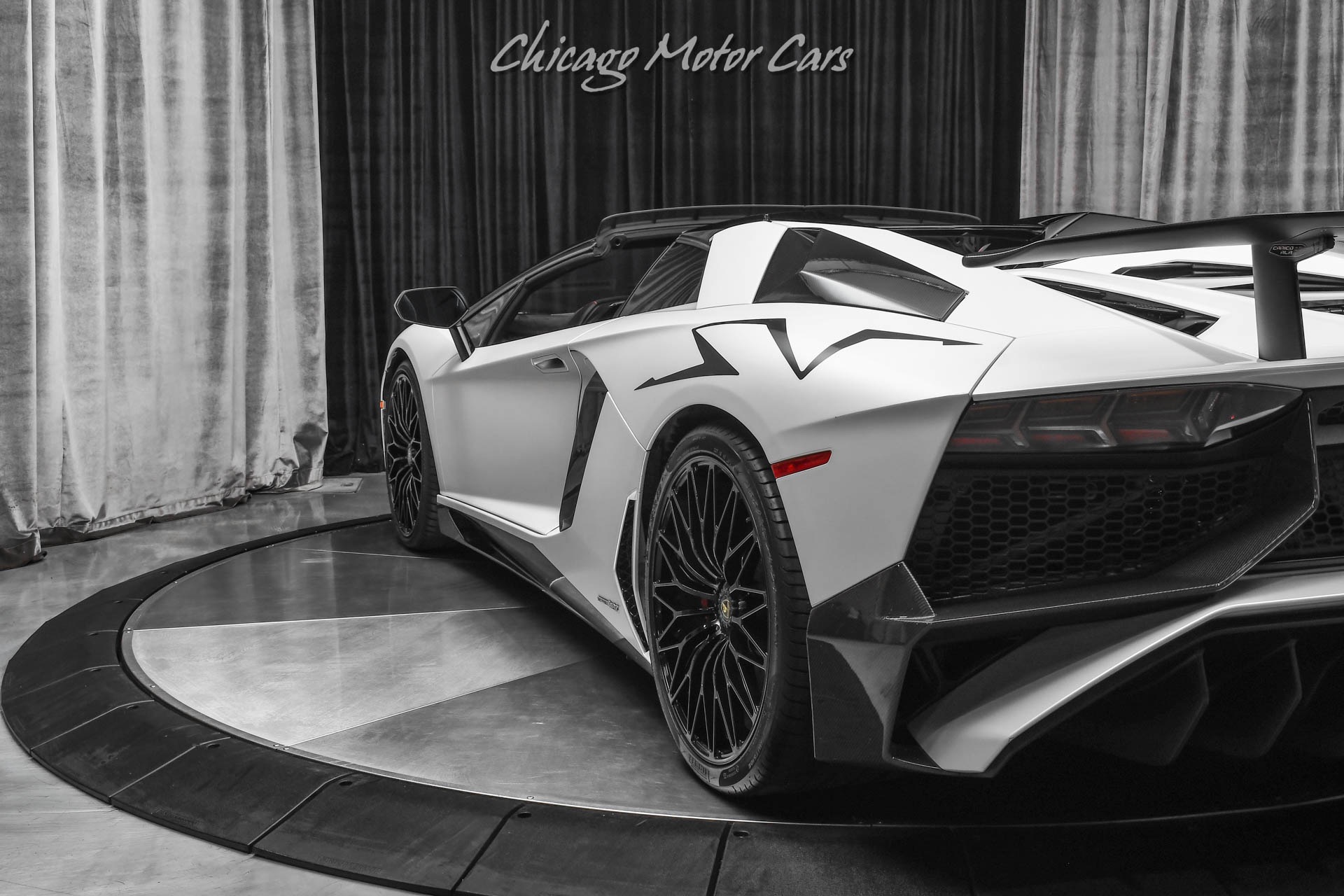 2016 LAMBORGHINI AVENTADOR - Image 42