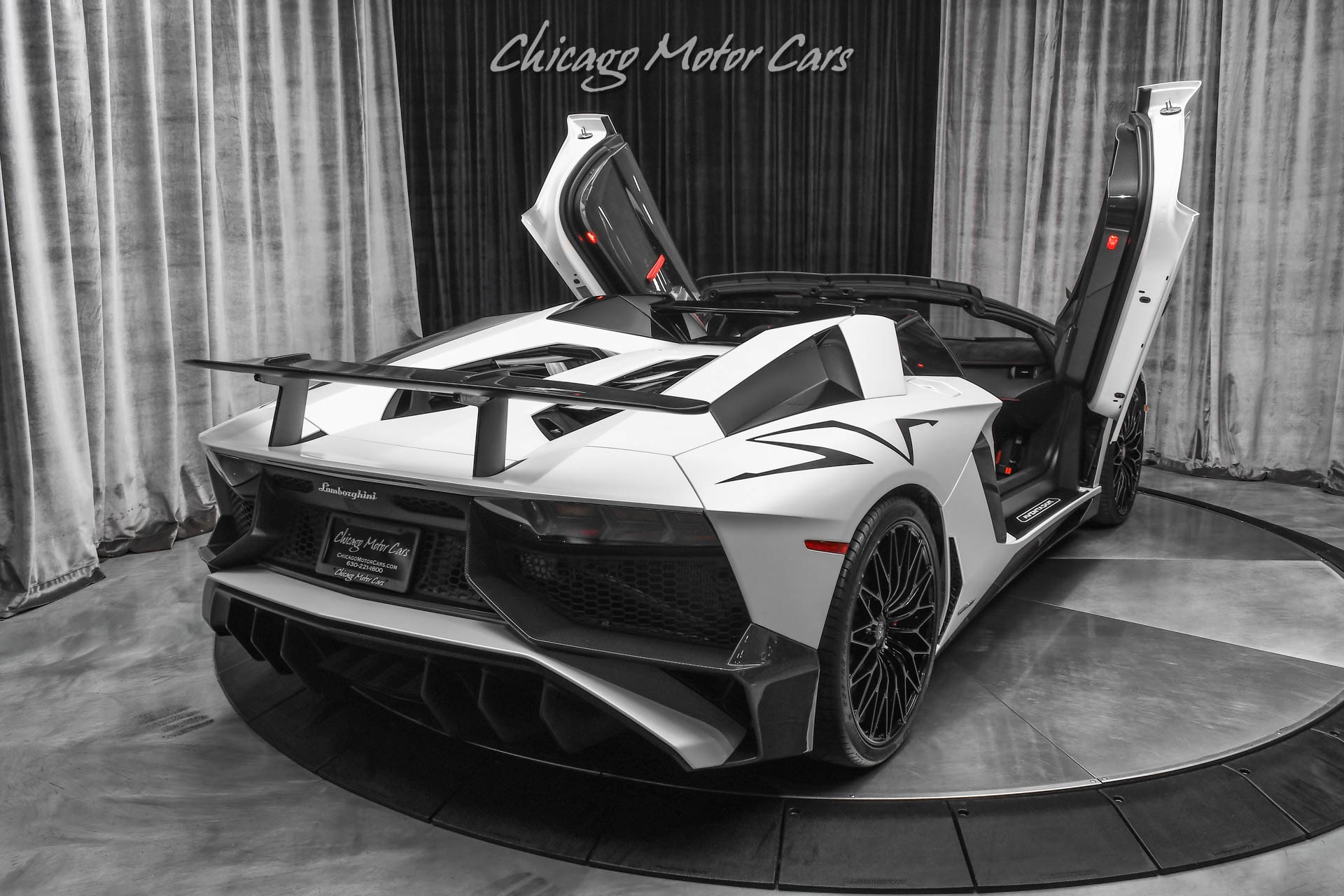 Used-2016-Lamborghini-Aventador-LP750-4-SV-Roadster-ONLY-6K-Miles-RARE-Factory-Satin-Paint-LOADED