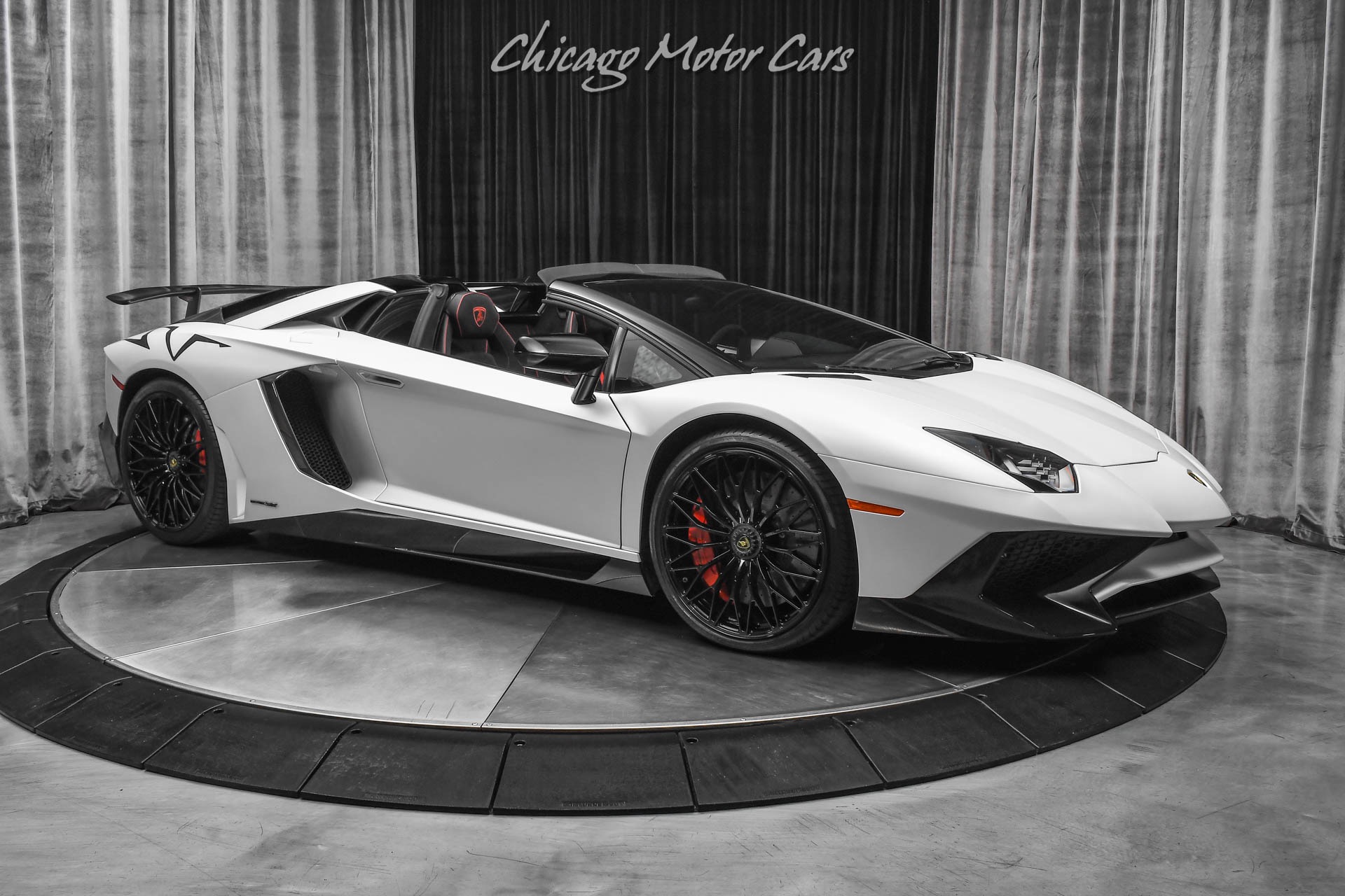 2016 Lamborghini Aventador Superveloce - Photo 6