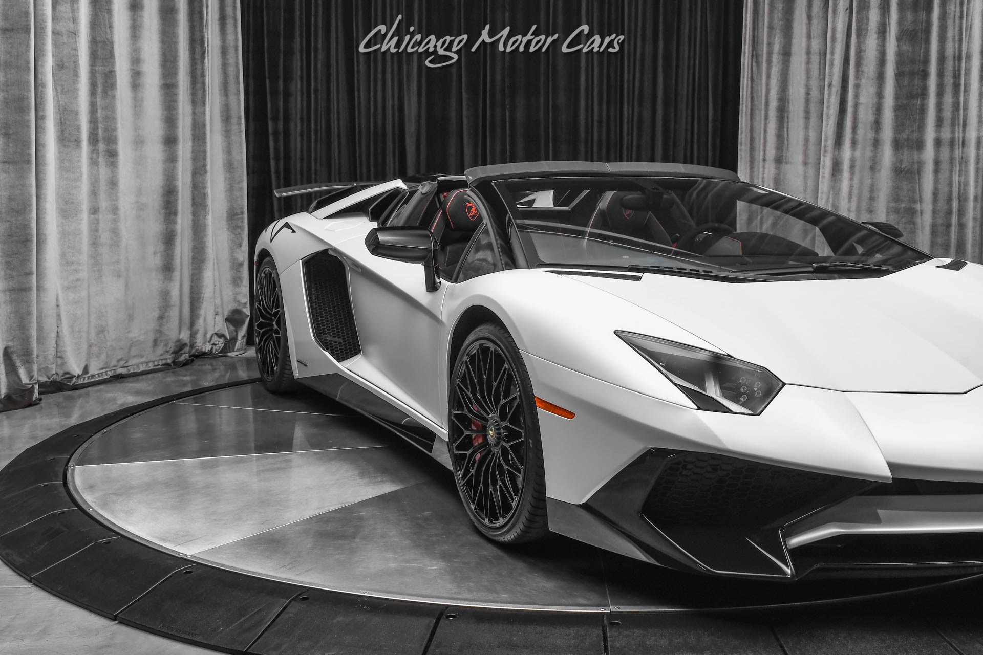 Used-2016-Lamborghini-Aventador-LP750-4-SV-Roadster-ONLY-6K-Miles-RARE-Factory-Satin-Paint-LOADED