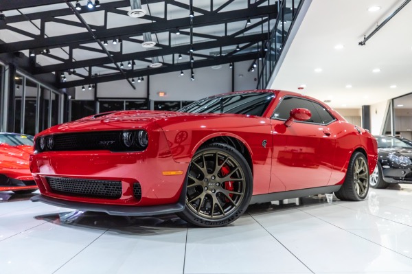 Used 2016 Dodge Challenger SRT Hellcat 8-SPEED AUTOMATIC! SUNROOF! 6K MILES! for sale Sold at Chicago Motor Cars in West Chicago IL 60185 3