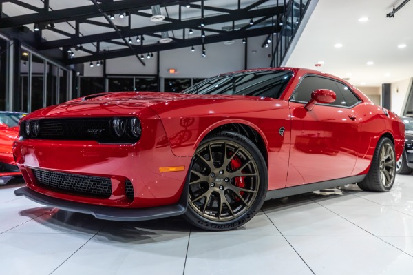 Used 2016 Dodge Challenger SRT Hellcat 8-SPEED AUTOMATIC! SUNROOF! 6K MILES! for sale Sold at Chicago Motor Cars in West Chicago IL 60185 4