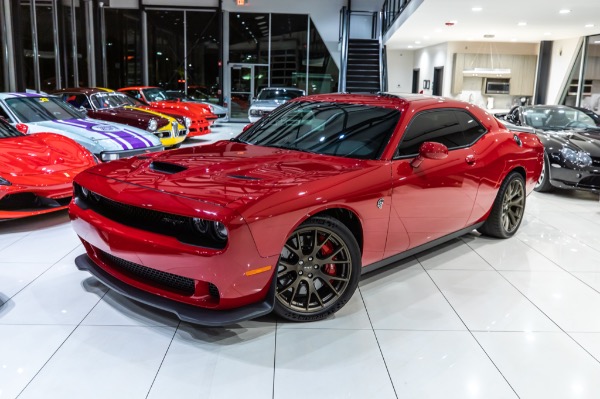 Used 2016 Dodge Challenger SRT Hellcat 8-SPEED AUTOMATIC! SUNROOF! 6K MILES! for sale Sold at Chicago Motor Cars in West Chicago IL 60185 6