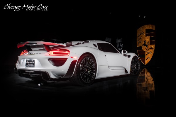 Used-2015-Porsche-918-Spyder-Only-1034-Miles-Serviced-RARE-Collector-Quality-White