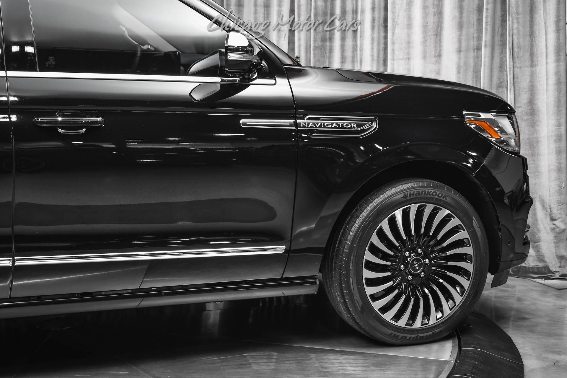 Used-2020-Lincoln-Navigator-Black-Label-360-CAMERA-ADAPTIVE-CRUISE-REVEL-SOUND