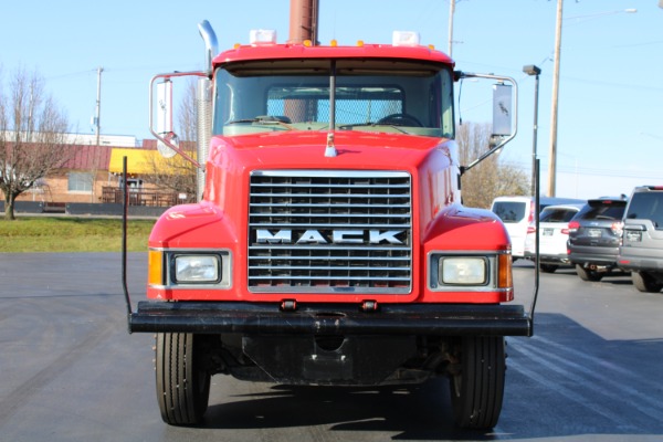 Used-2004-MACK-CH613-Tri-Axle-Double-Frame-460-Horsepower