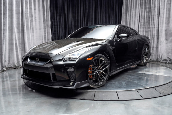 Used 2017 Nissan GT-R Premium Coupe FULL BOLT ON 650+WHP Carbon Fiber Upgrades! for sale Sold at Chicago Motor Cars in West Chicago IL 60185 2