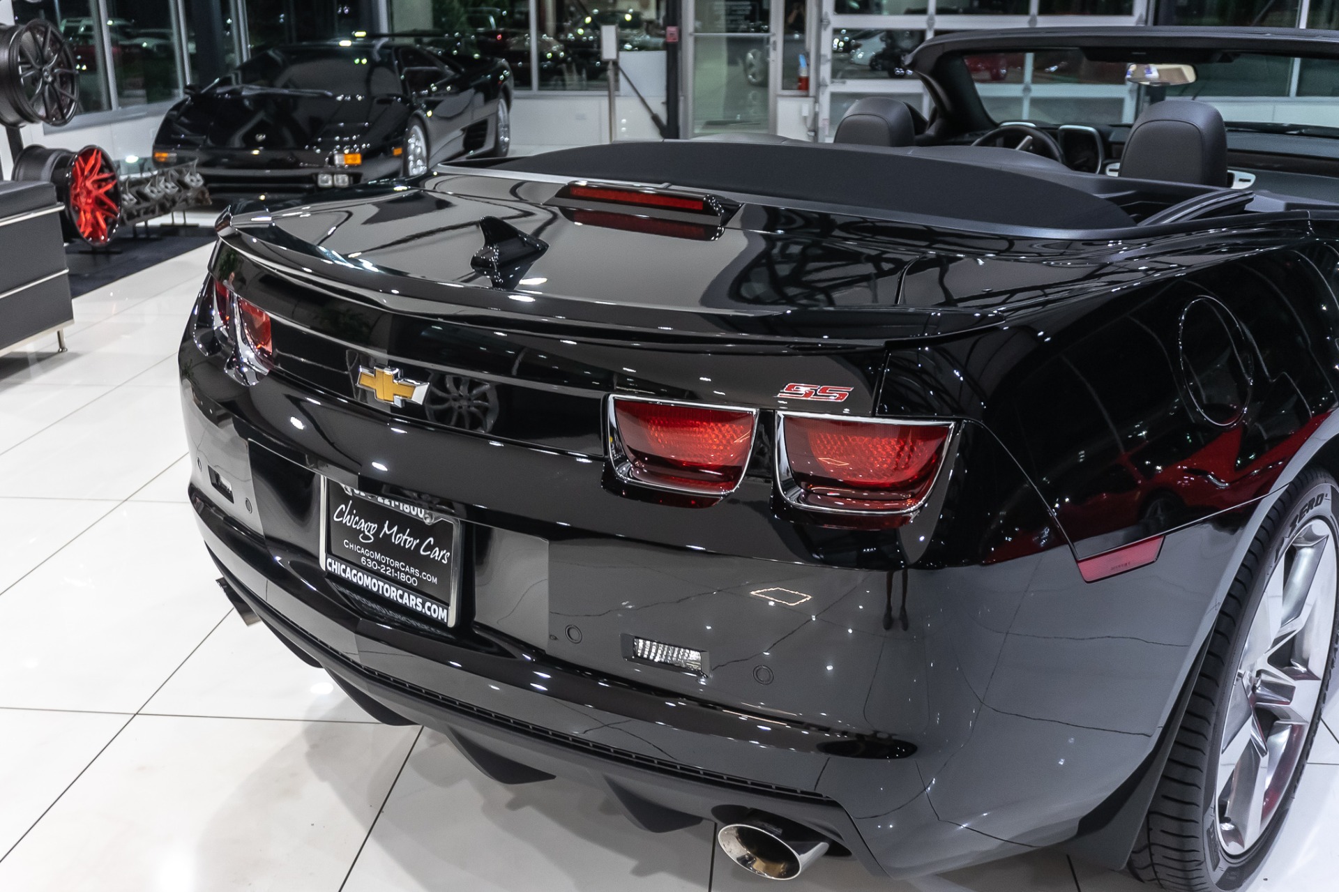 Used-2013-Chevrolet-Camaro-SS-Convertible-BACK-UP-CAMERA-ONLY-2K-MILES-PRISTINE-CONDITION