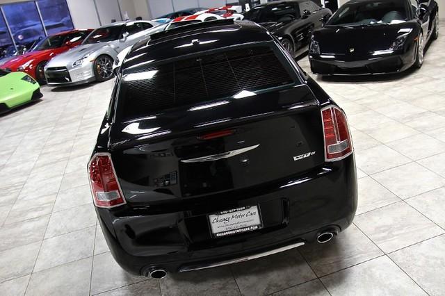 New-2012-Chrysler-300-SRT8