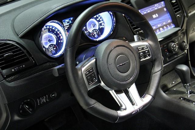 New-2012-Chrysler-300-SRT8