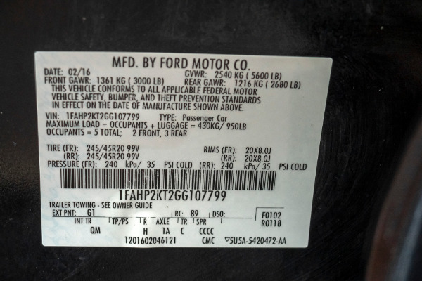 Used-2016-Ford-Taurus-SHO-VentilatedHeated-Seats-Two-Tone-Interior