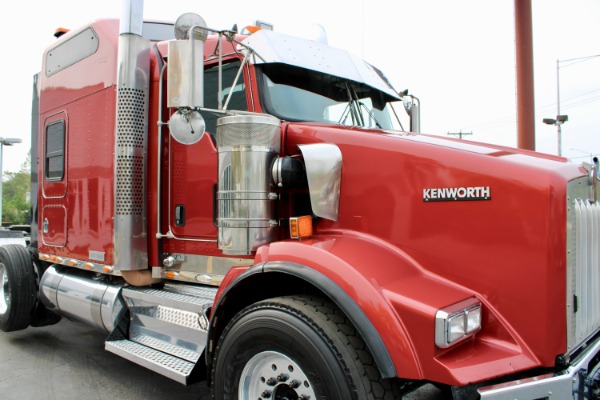 Used-2009-Kenworth-T800-Sleeper-Tri-Axle-Heavy-Haul---Cummins-ISX-550hp--EXTENSIVE-SERVICE