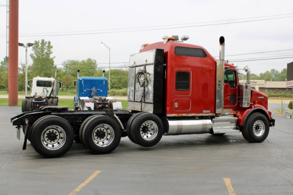 Used-2009-Kenworth-T800-Sleeper-Tri-Axle-Heavy-Haul---Cummins-ISX-550hp--EXTENSIVE-SERVICE