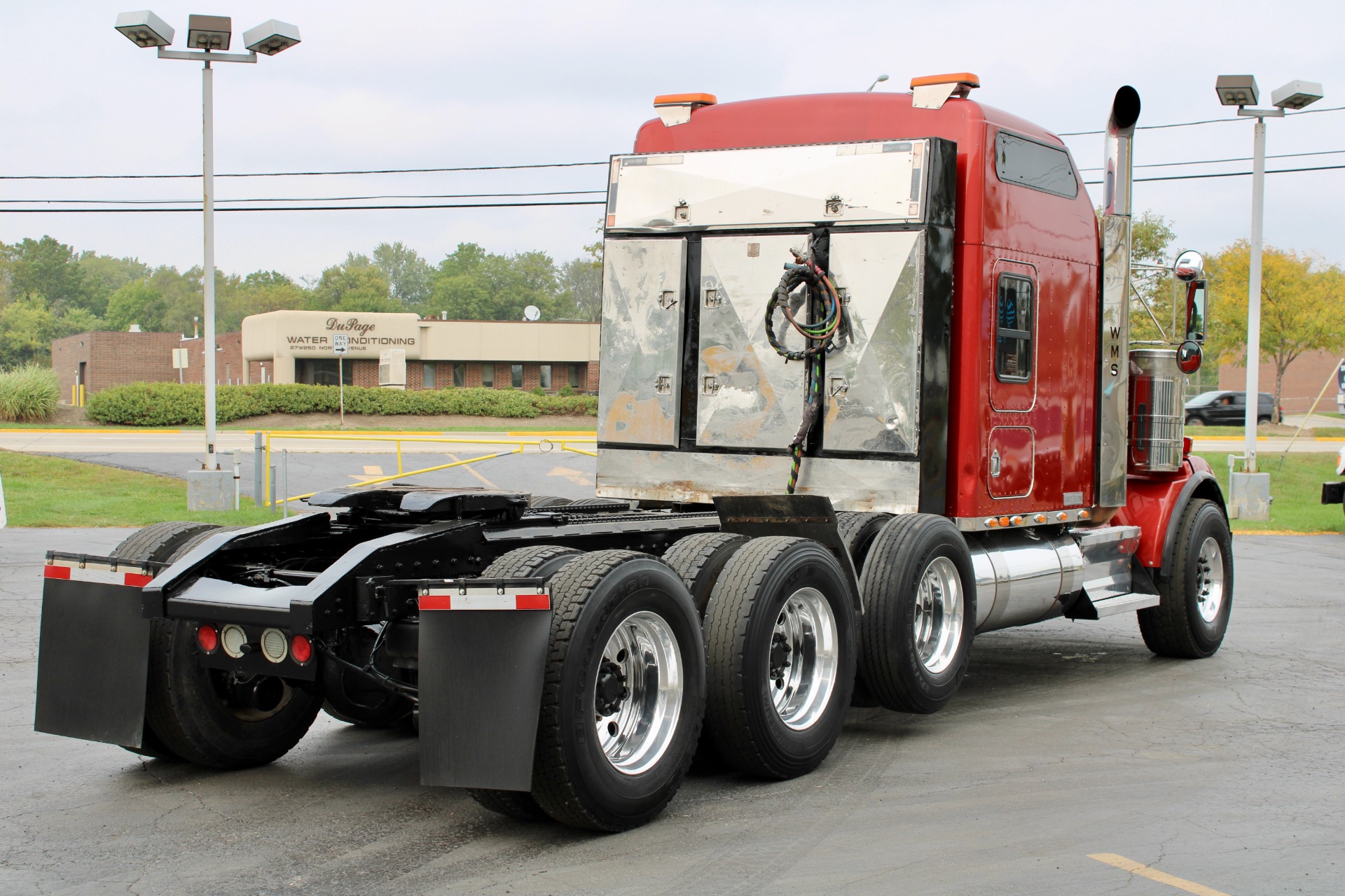 Used-2009-Kenworth-T800-Sleeper-Tri-Axle-Heavy-Haul---Cummins-ISX-550hp--EXTENSIVE-SERVICE