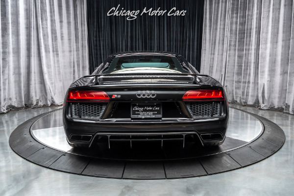 Used 2017 Audi R8 5.2 quattro V10 Plus MSRP $204K+ DIAMOND STITCH! B&O SOUND! for sale Sold at Chicago Motor Cars in West Chicago IL 60185 4