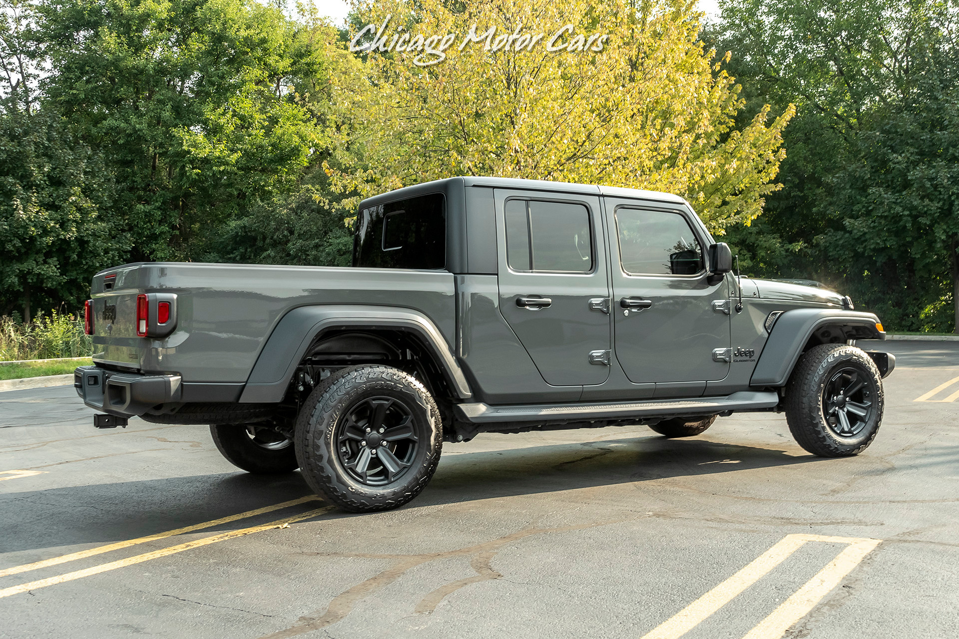 Used-2020-Jeep-Gladiator-Sport-S-Crew-Cab-Only-5k-Miles-MANUAL-Transmission