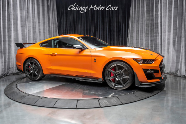Used 2020 Ford Mustang Shelby GT500 GOLDEN TICKET! CARBON TRACK PACK + PAINTED STRIPES! 19 MILES! for sale Sold at Chicago Motor Cars in West Chicago IL 60185 6