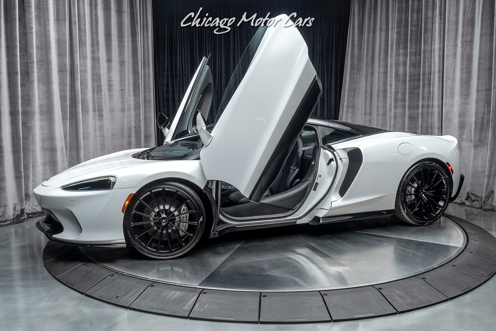 Used 2020 McLaren GT P22 Luxe Coupe - Original MSRP $243k+ ONLY 160 MILES! PREMIUM PACK! for sale Sold at Chicago Motor Cars in West Chicago IL 60185 1