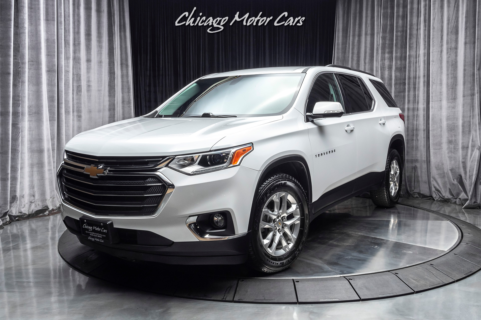 Used-2019-Chevrolet-Traverse-AWD-1LT-SUV-WELL-EQUIPPED-EXCELLENT-DAILY-DRIVER