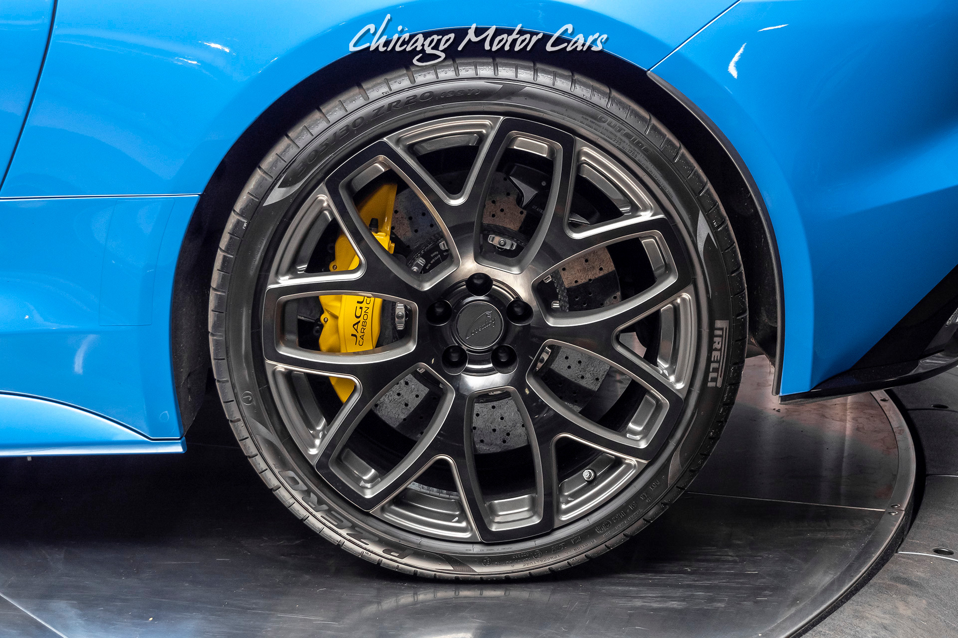 Used-2017-Jaguar-F-TYPE-SVR-Coupe-RARE-EXAMPLE-CARBON-CERAMICS-CARBON-FIBER