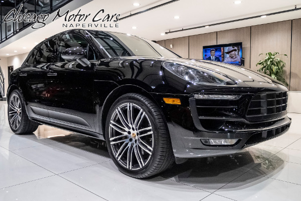 Used 2017 Porsche Macan GTS TURBO DESIGN WHEELS! PREMIUM PKG PLUS! LANE CHANGE ASSIST! for sale Sold at Chicago Motor Cars in West Chicago IL 60185 4
